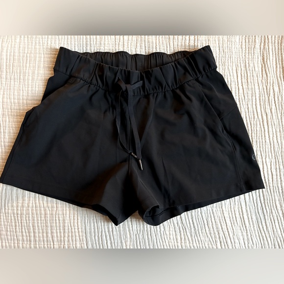 Lululemon High Rise Short - Picture 2 of 3